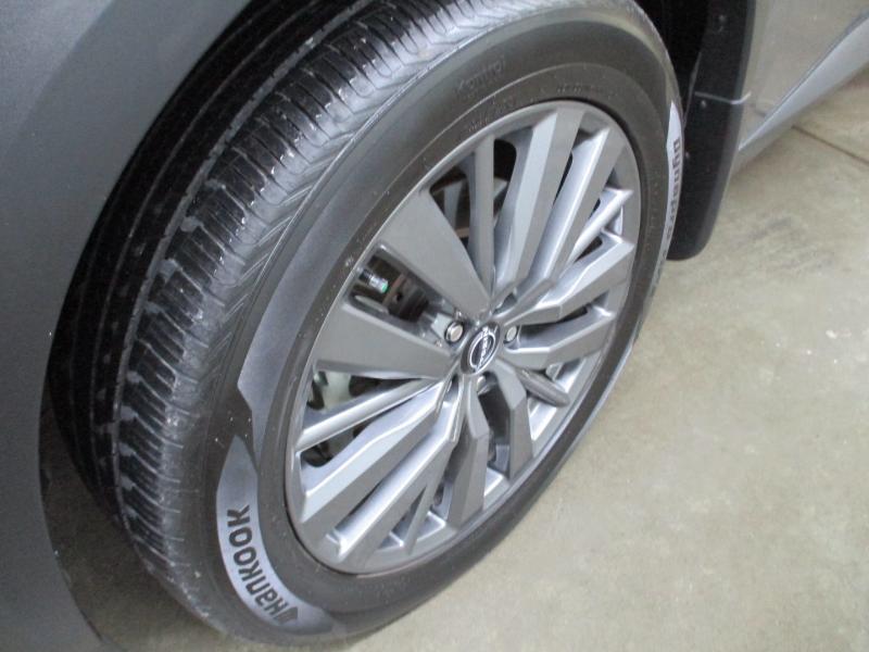 Nissan Pathfinder SL 2025