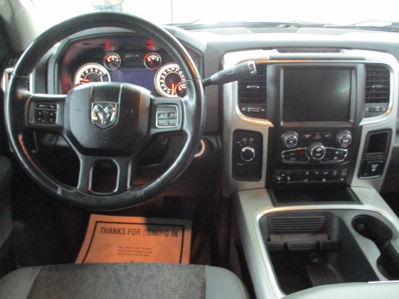 RAM 2500 SLT Mega Cab 4WD 2016