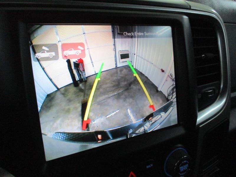 RAM 2500 SLT Mega Cab 4WD 2016