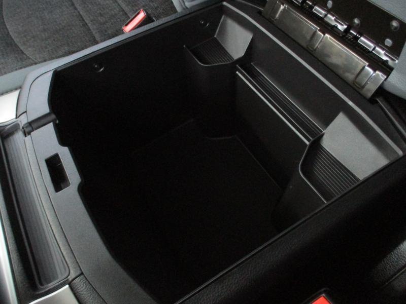 RAM 2500 SLT Mega Cab 4WD 2016