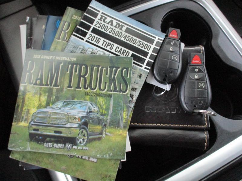 RAM 2500 SLT Mega Cab 4WD 2016