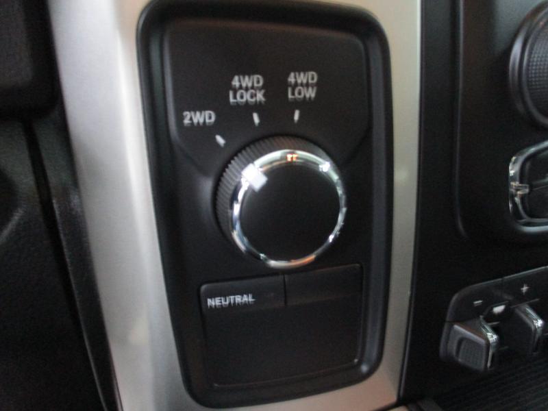 RAM 2500 SLT Mega Cab 4WD 2016