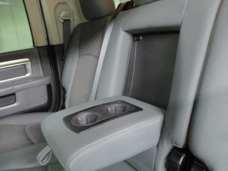 RAM 2500 SLT Mega Cab 4WD 2016