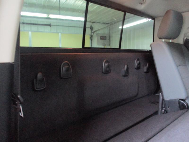 RAM 2500 SLT Mega Cab 4WD 2016