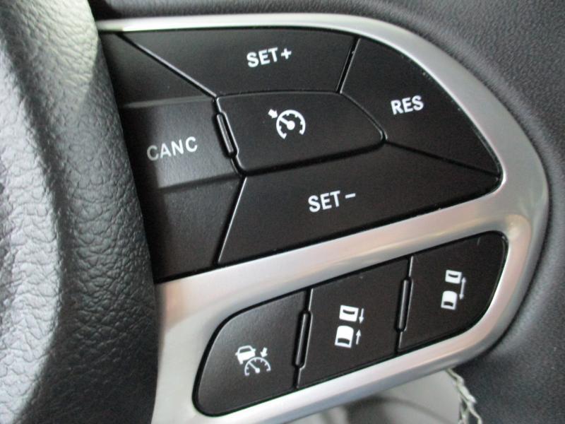 Chrysler Pacifica Limited 2023