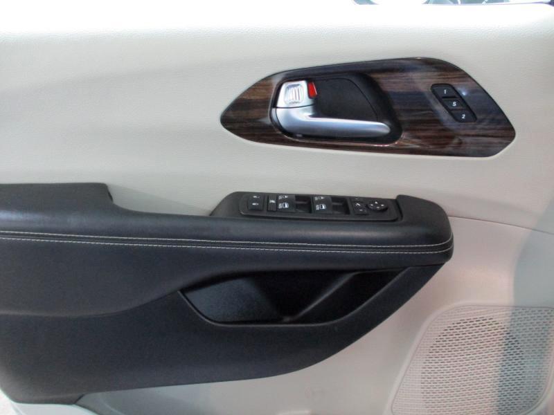 Chrysler Pacifica Limited 2023
