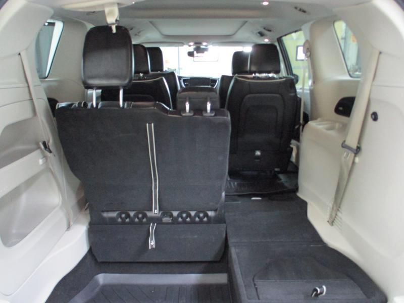 Chrysler Pacifica Limited 2023