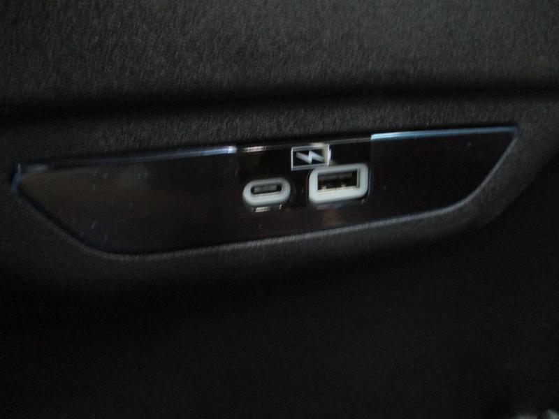 Chrysler Pacifica Limited 2023