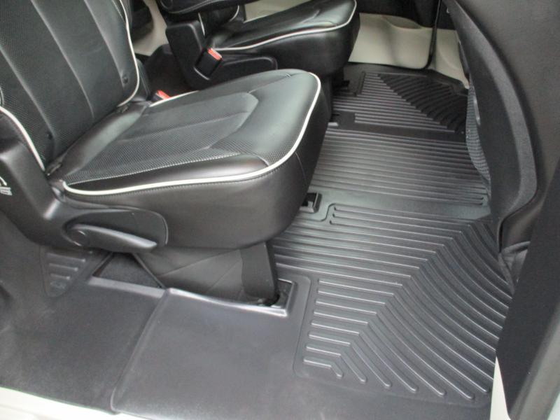 Chrysler Pacifica Limited 2023