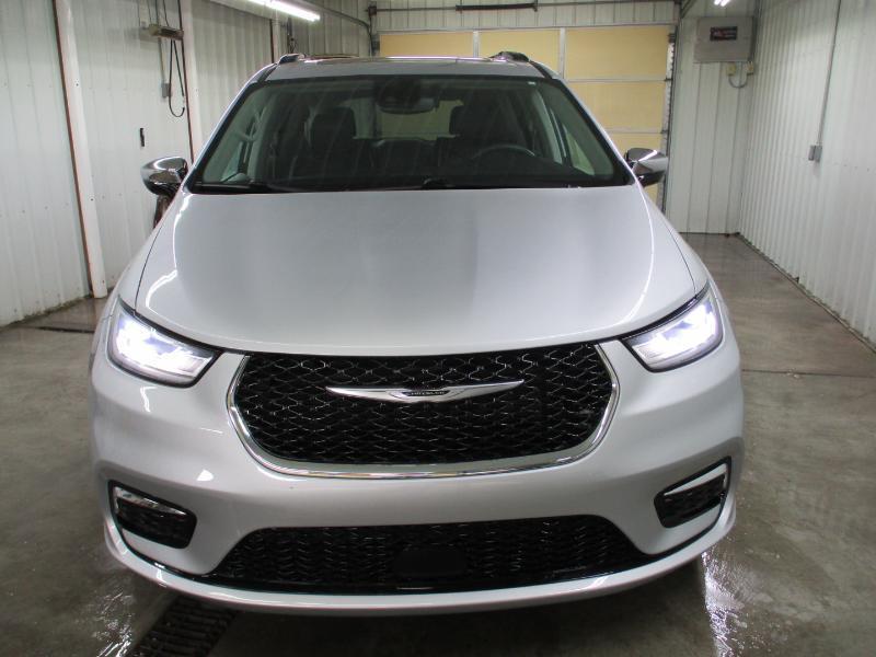 Chrysler Pacifica Limited 2023