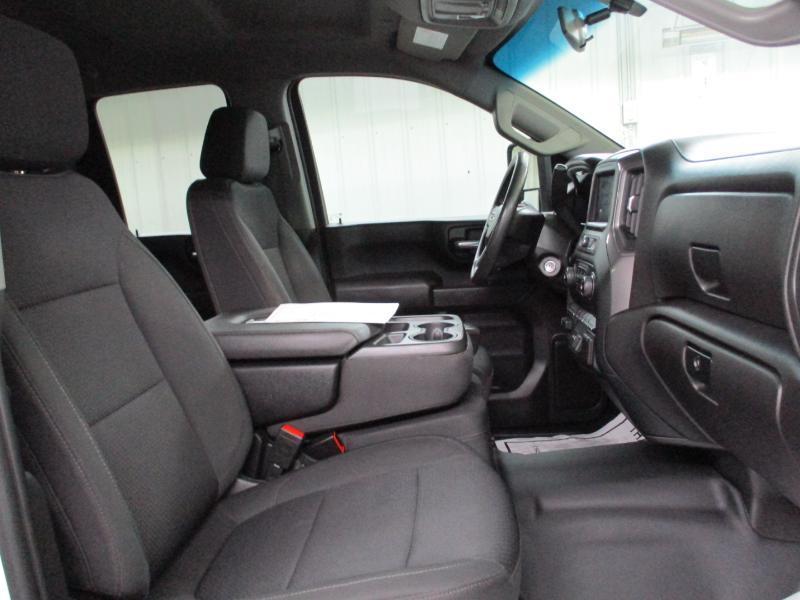 Chevrolet Silverado 2500HD Custom Double Cab Short Box 4WD 2023