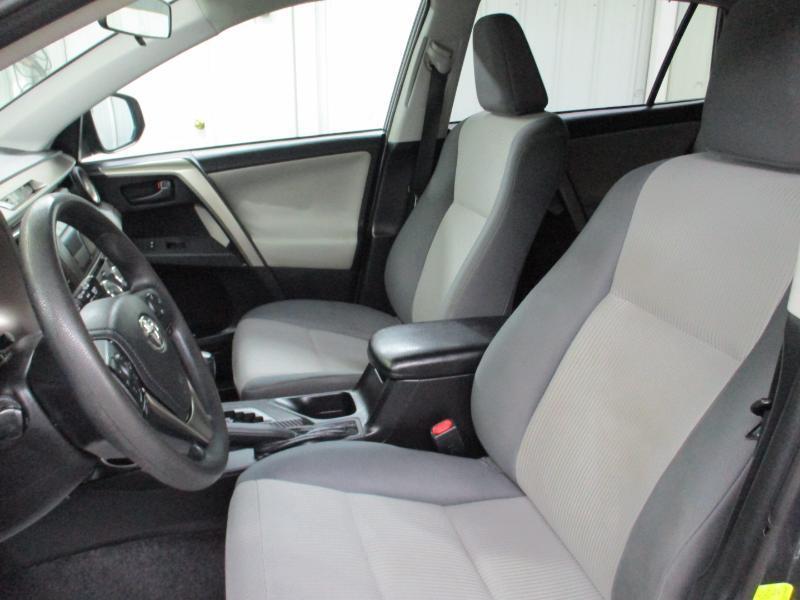 Toyota RAV4 LE AWD 2015
