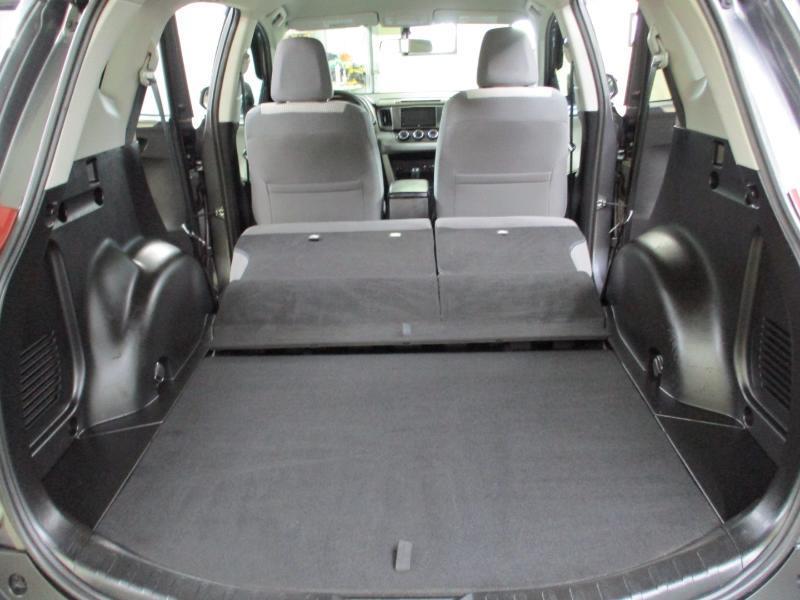 Toyota RAV4 LE AWD 2015
