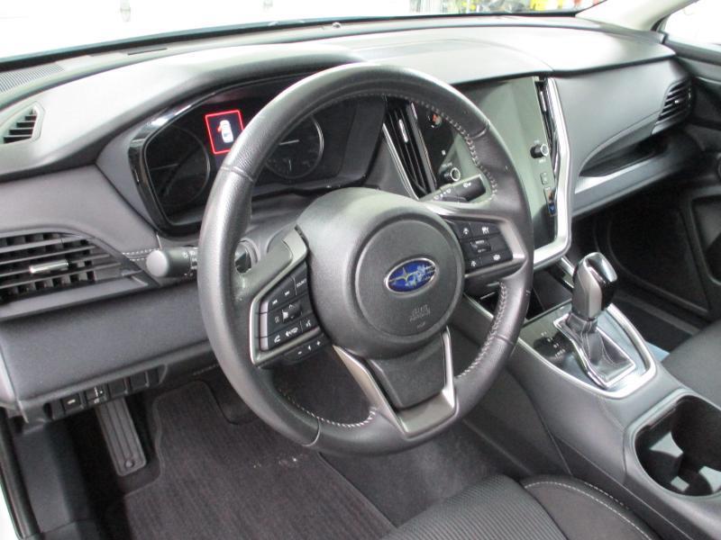 Subaru Legacy Premium 2025