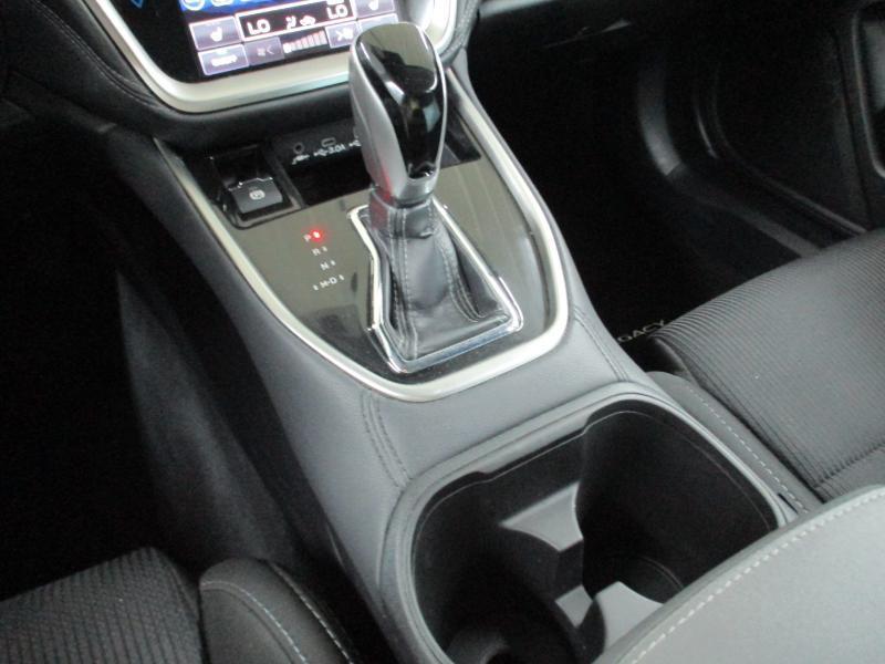 Subaru Legacy Premium 2025