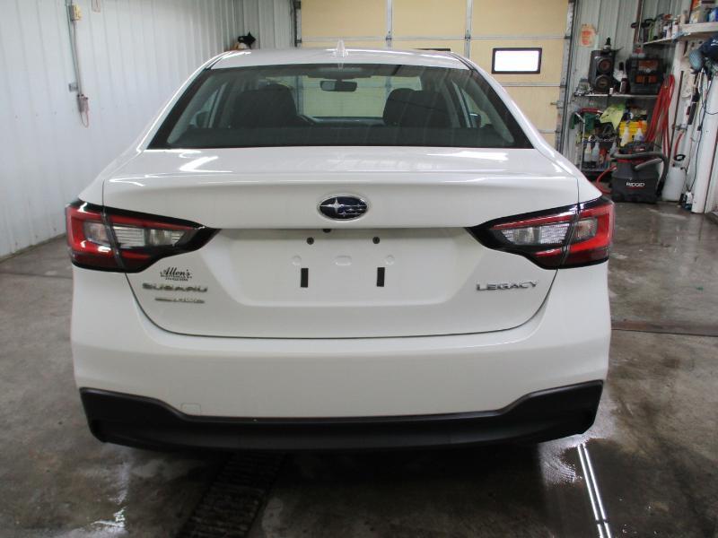Subaru Legacy Premium 2025