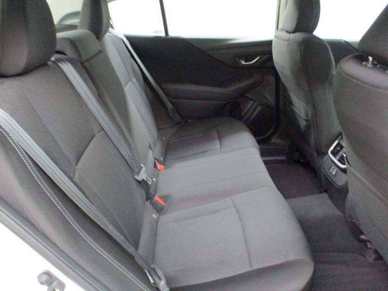 Subaru Legacy Premium 2025