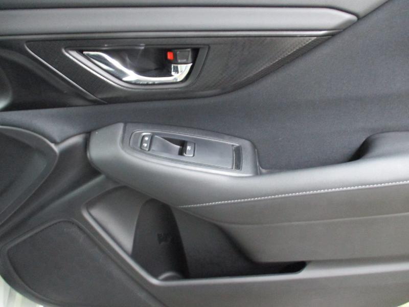 Subaru Legacy Premium 2025