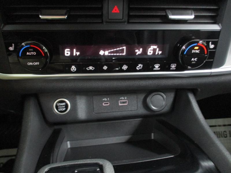 Nissan Rogue SV AWD 2023