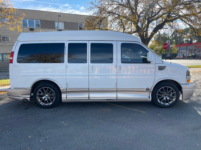 Chevrolet Express G1500 3LT RV 2014 Chevrolet Express G1500 3LT RV 2014