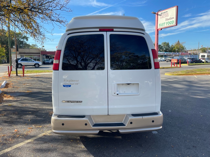 Chevrolet Express G1500 3LT RV 2014 Chevrolet Express G1500 3LT RV 2014