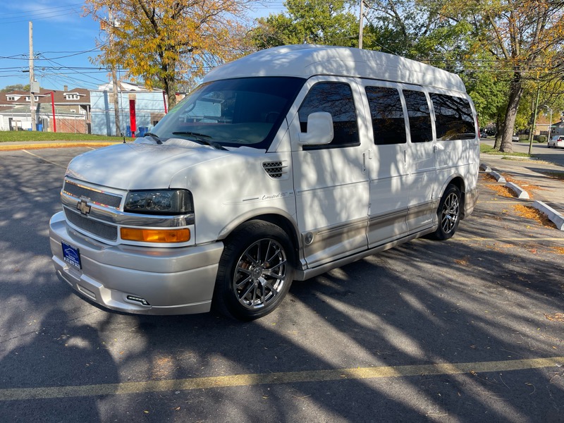 Chevrolet Express G1500 3LT RV 2014 Chevrolet Express G1500 3LT RV 2014