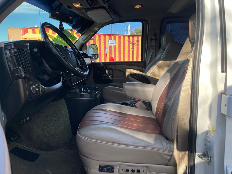 Chevrolet Express G1500 3LT RV 2014 Chevrolet Express G1500 3LT RV 2014