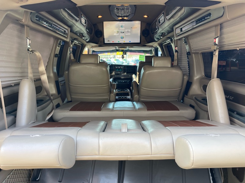 Chevrolet Express G1500 3LT RV 2014 Chevrolet Express G1500 3LT RV 2014