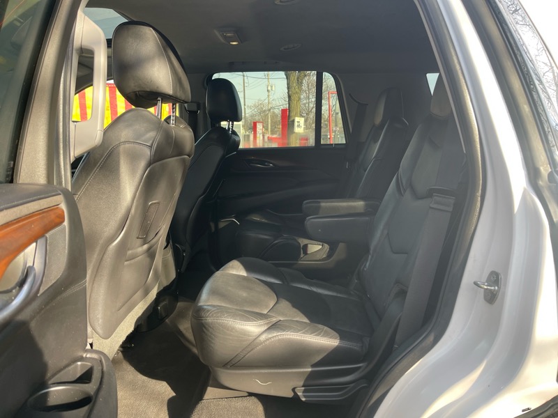 Cadillac Escalade Luxury 4WD 2018