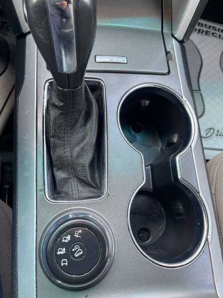 Ford Explorer XLT 4WD 2015