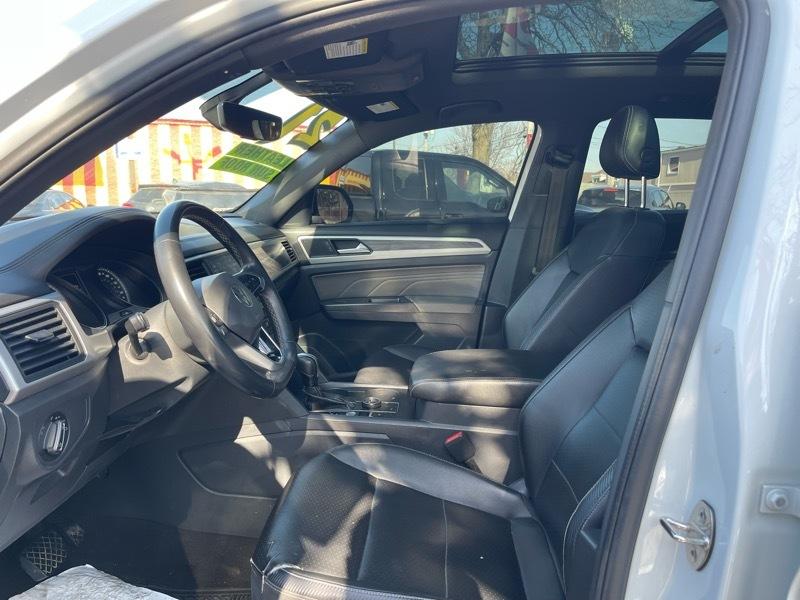 Volkswagen Atlas Cross Sport SE w/Technology 4MOTION 2021