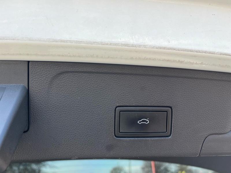 Volkswagen Atlas Cross Sport SE w/Technology 4MOTION 2021