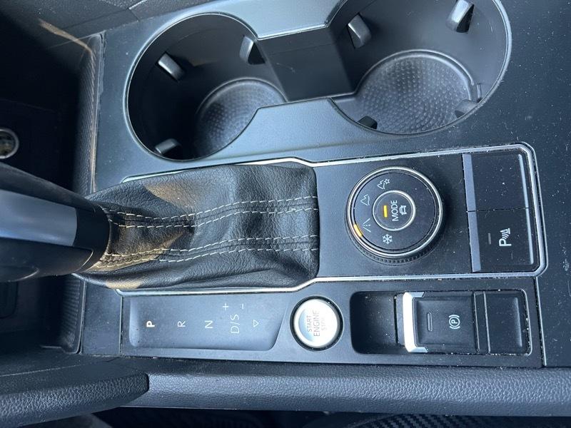 Volkswagen Atlas Cross Sport SE w/Technology 4MOTION 2021