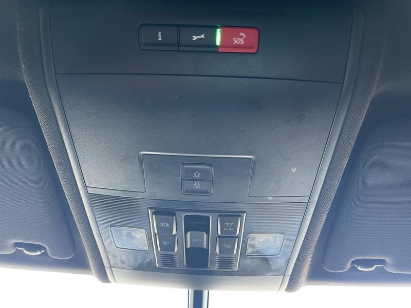 Volkswagen Atlas Cross Sport SE w/Technology 4MOTION 2021