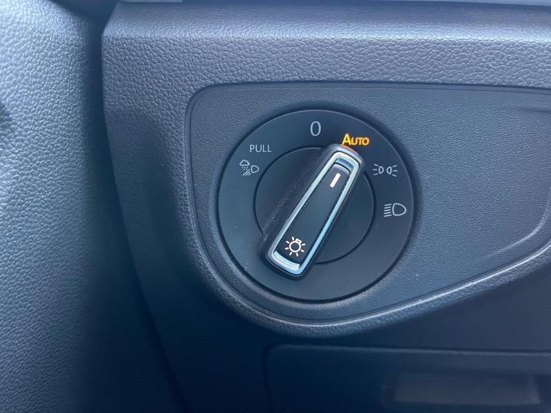 Volkswagen Atlas Cross Sport SE w/Technology 4MOTION 2021