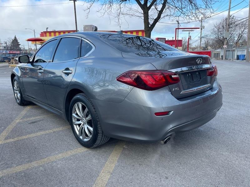 Infiniti Q70 3.7 AWD 2015