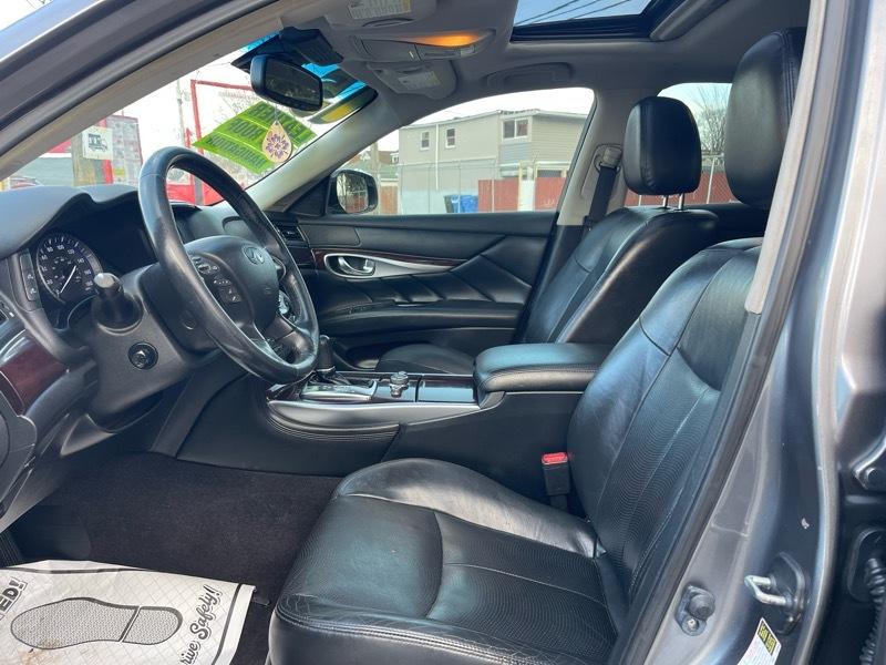 Infiniti Q70 3.7 AWD 2015