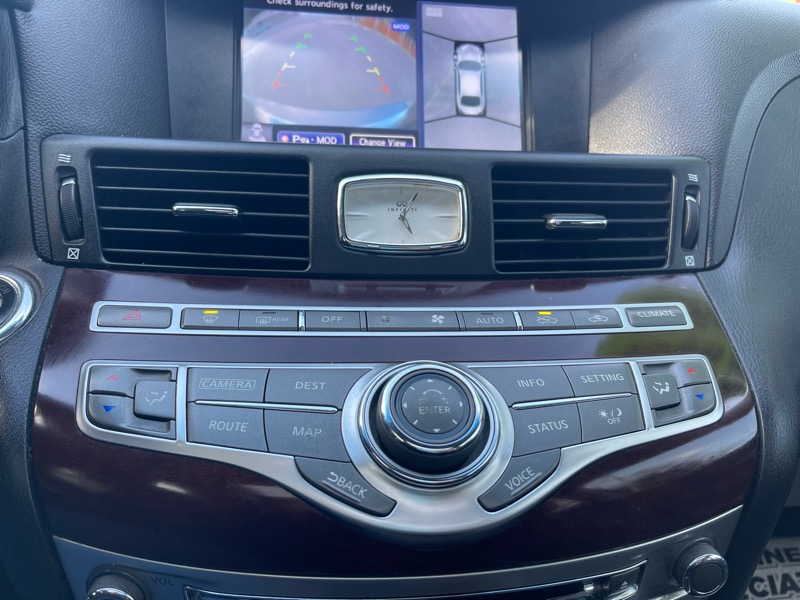 Infiniti Q70 3.7 AWD 2015