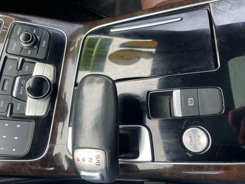 Audi A8 3.0T quattro 2016