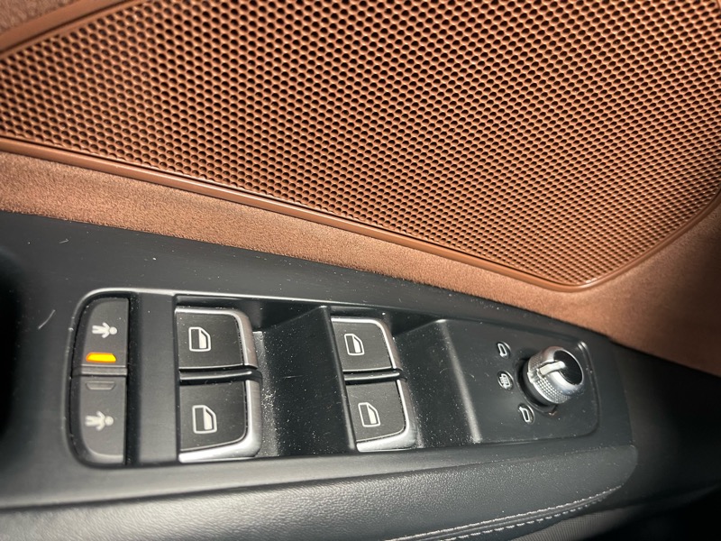 Audi A8 3.0T quattro 2016