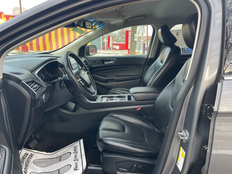 Ford Edge Titanium AWD 2021
