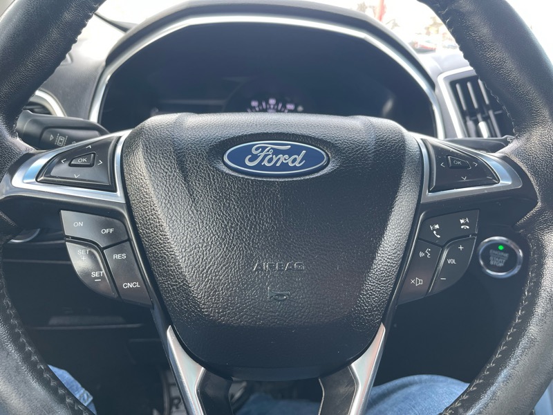 Ford Edge Titanium AWD 2021