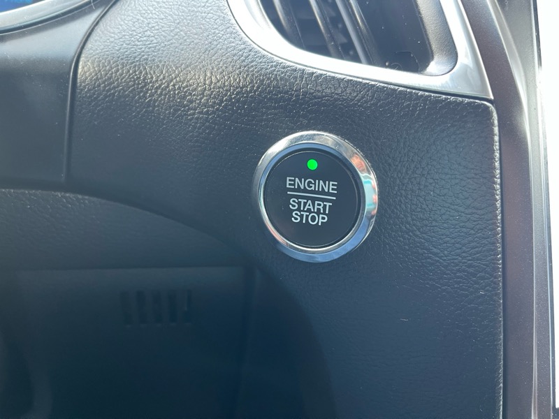 Ford Edge Titanium AWD 2021