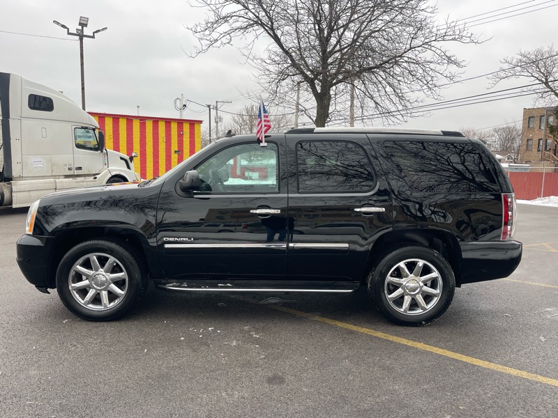 GMC Yukon Denali 4WD 2014