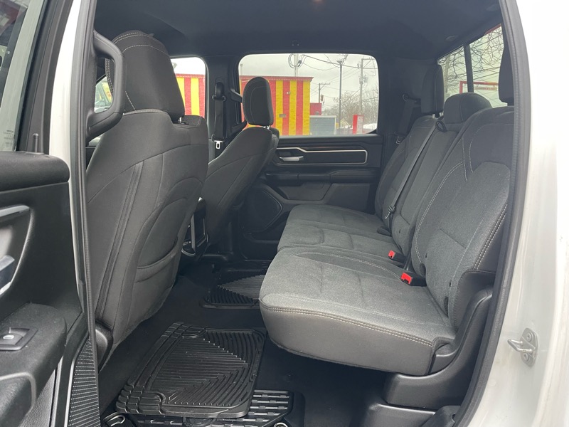 RAM 1500 Big Horn Crew Cab SWB 4WD 2019