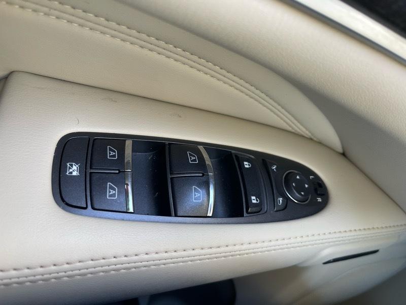 Infiniti QX60 Base AWD 2014