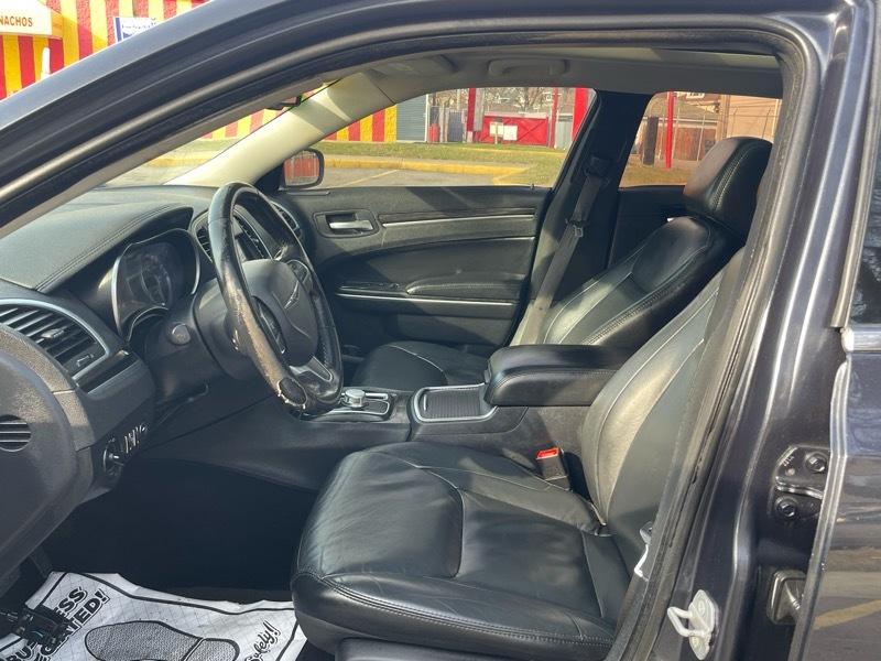 Chrysler 300 Limited RWD 2015