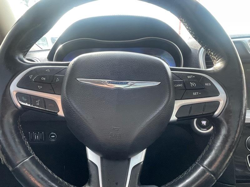 Chrysler 300 Limited RWD 2015