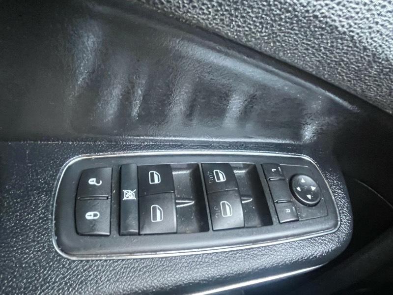 Chrysler 300 Limited RWD 2015