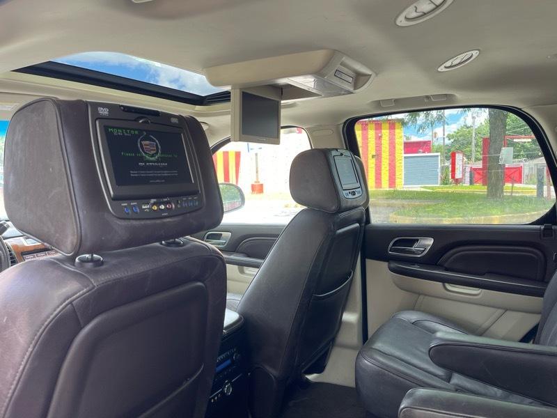 Cadillac Escalade Platinum AWD 2014
